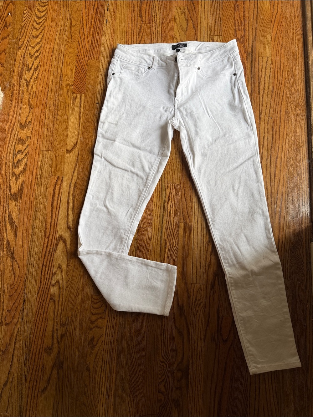 Women’s White Skinny Jeans – Stretch Slim Fit